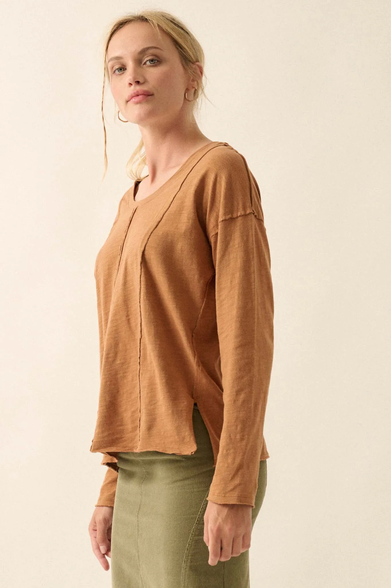 Easy Fit Cotton Slub Exposed-Seam Long-Sleeve Tee