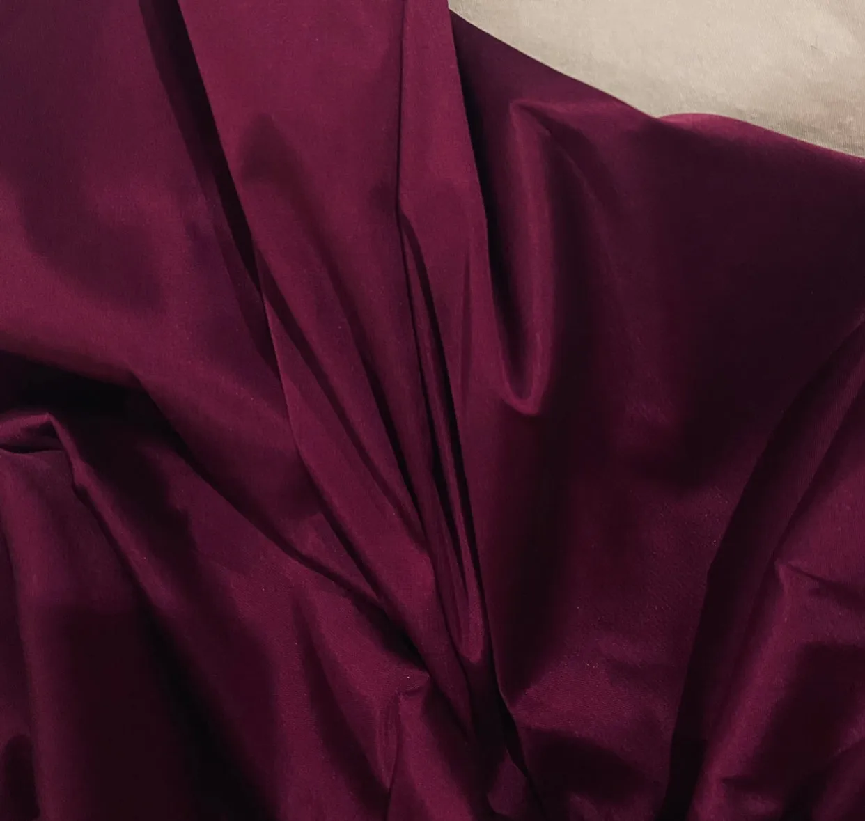 NEW Lady Frank Light Designer “Faux Silk” Taffeta Fabric Made in Italy Magenta