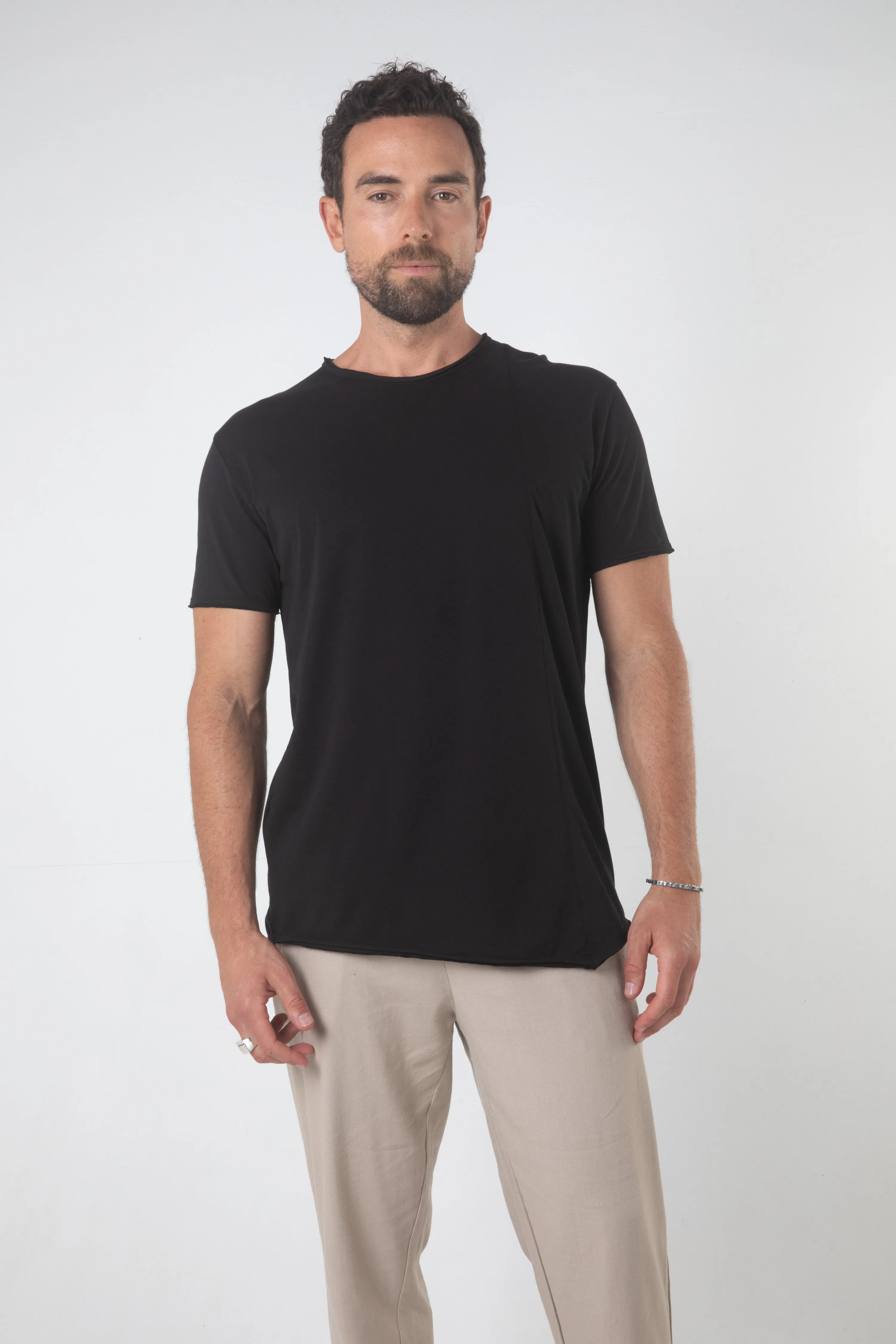 ST GEORGE TEE - BLACK