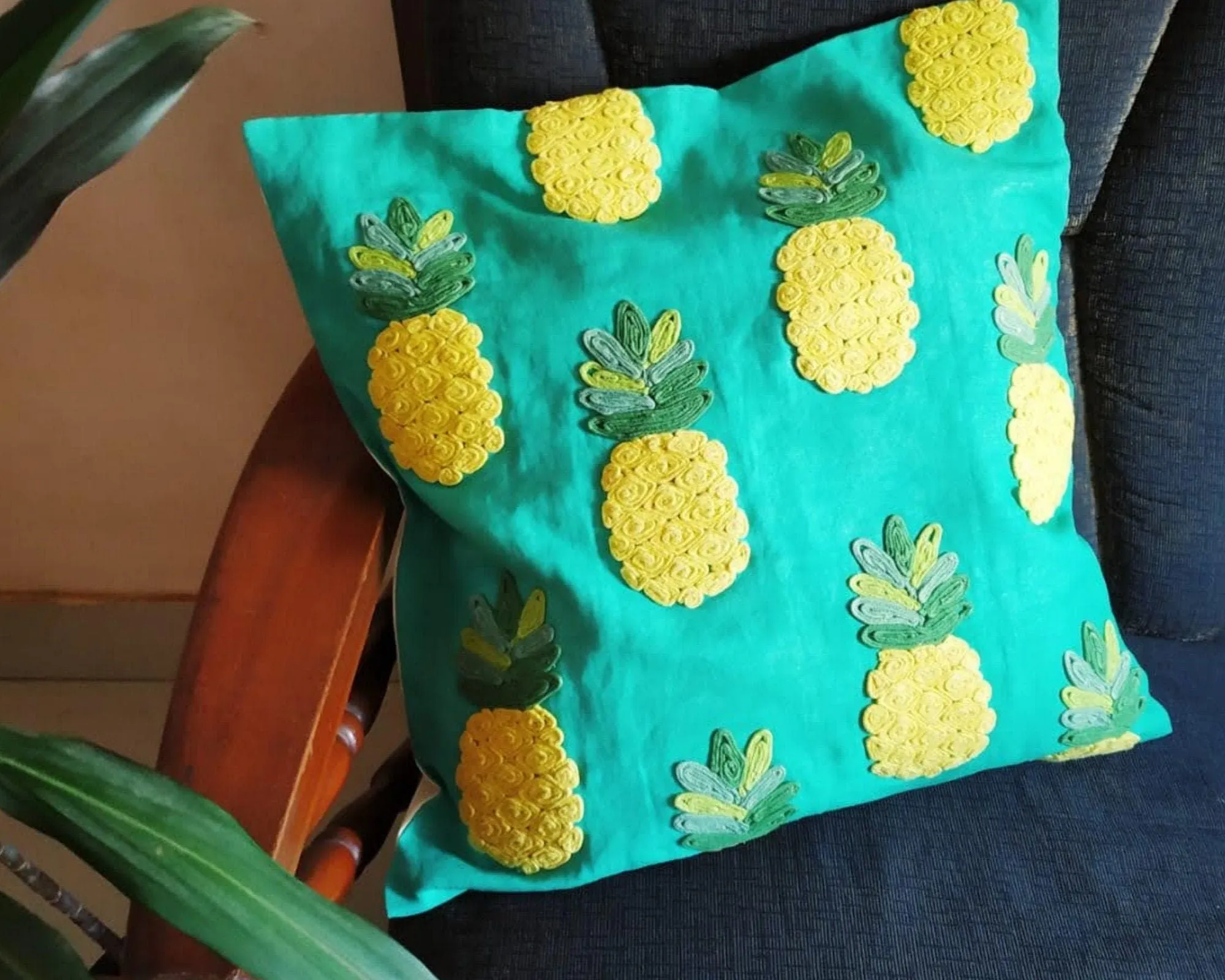 Summer Hawaiian Pineapple Patterned Throw Pillow Cover, Hawaiian Style Home Decor 18"x18", 16"x16",